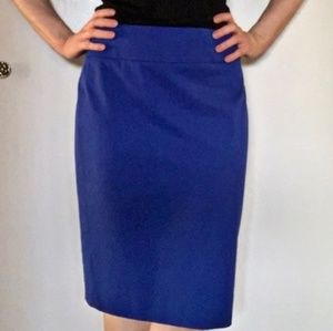 J. CREW SIZE 6 100% cotton, royal blue skirt